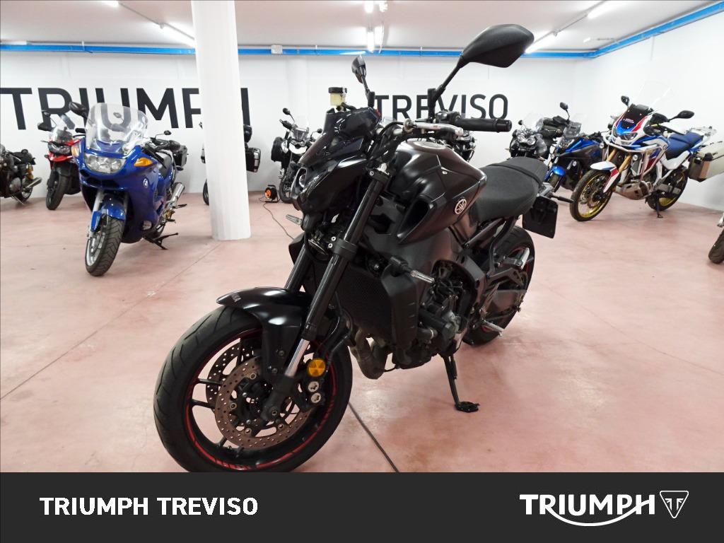 YAMAHA MT-09 890 Abs