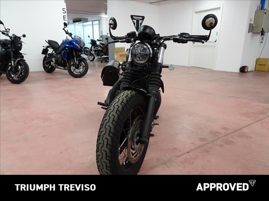 TRIUMPH Bonneville 1200 Bobber Black