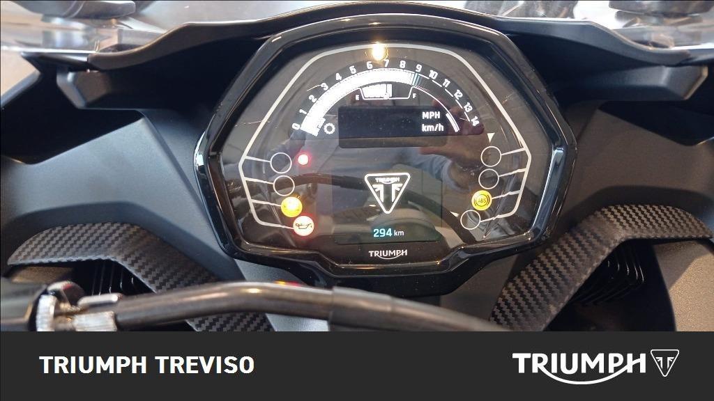 TRIUMPH Daytona 660 Abs