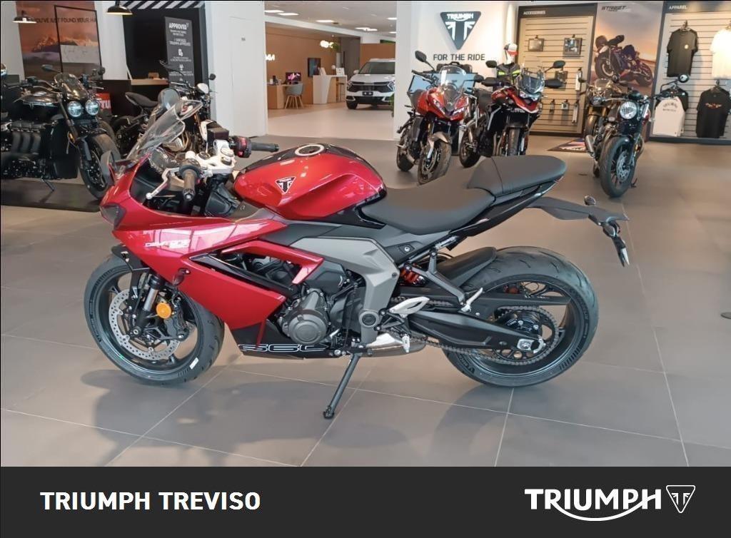 TRIUMPH Daytona 660 Abs