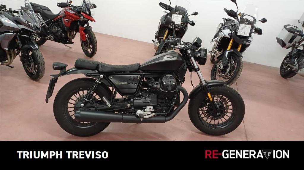 MOTO GUZZI V9 850 Bobber