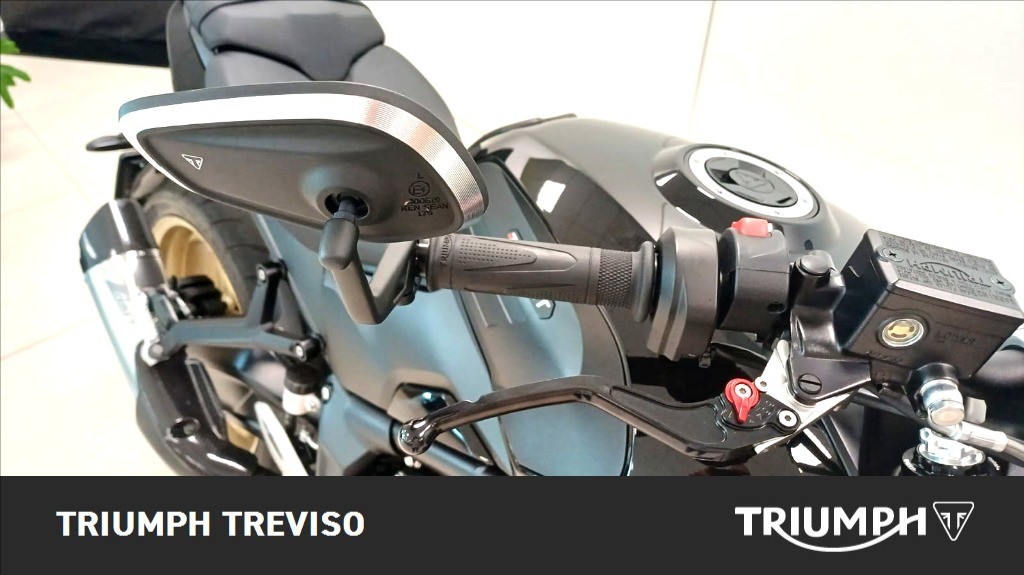 TRIUMPH Trident 800 Jet Black Abs