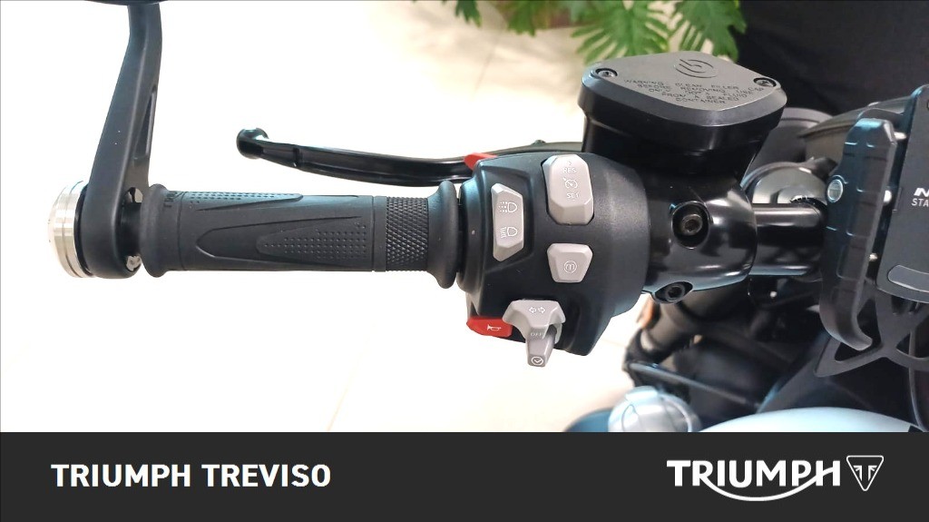 TRIUMPH Rocket III 2500 GT Evel Knievel
